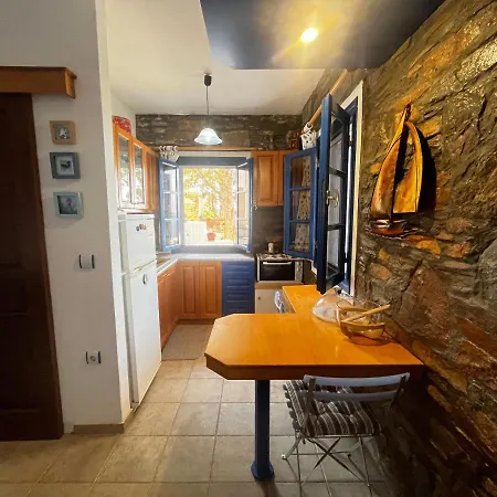 Vakantiehuis Cycladic House Krios With A Pool And 2min From The Kithnos