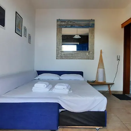 Vakantiehuis Cycladic House Krios With A Pool And 2min From The