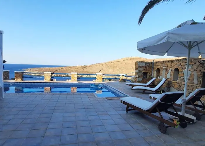 Cycladic House Krios With A Pool And 2min From The Kithnos