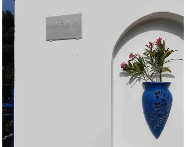 Cycladic House Krios With A Pool And 2min From The